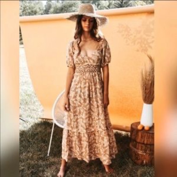 Free People Dresses & Skirts - Free People Ellie Printed Maxi Dress In Neutral